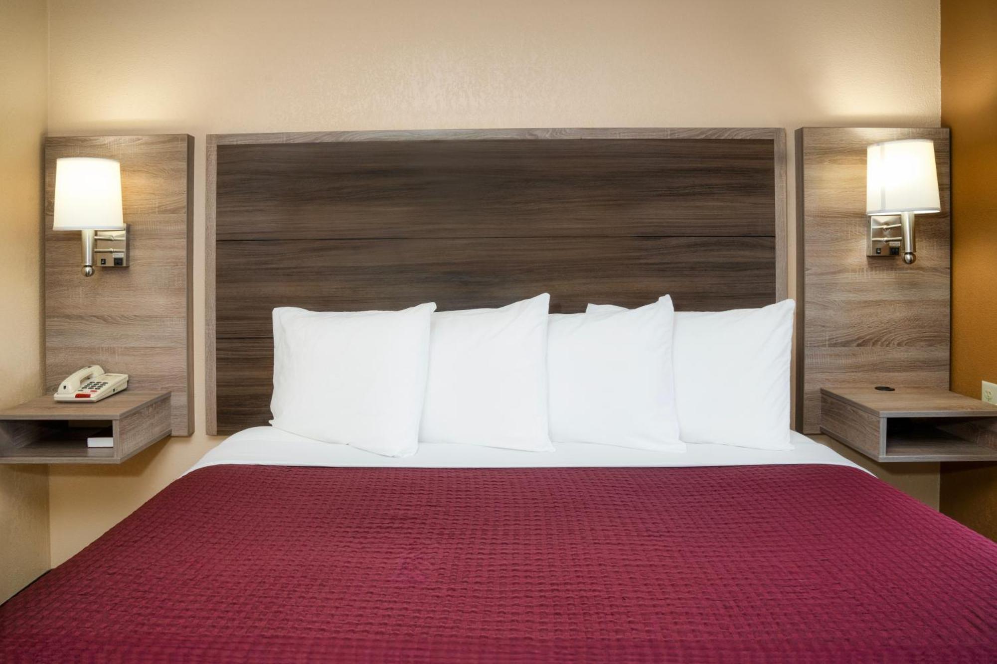 Guest Inn Pigeon Forge Δωμάτιο φωτογραφία